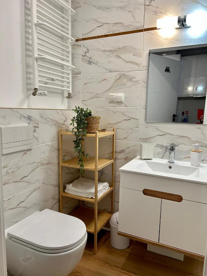 Apartamenty Pl. Wolnosci 6 Poznań Exteriör bild