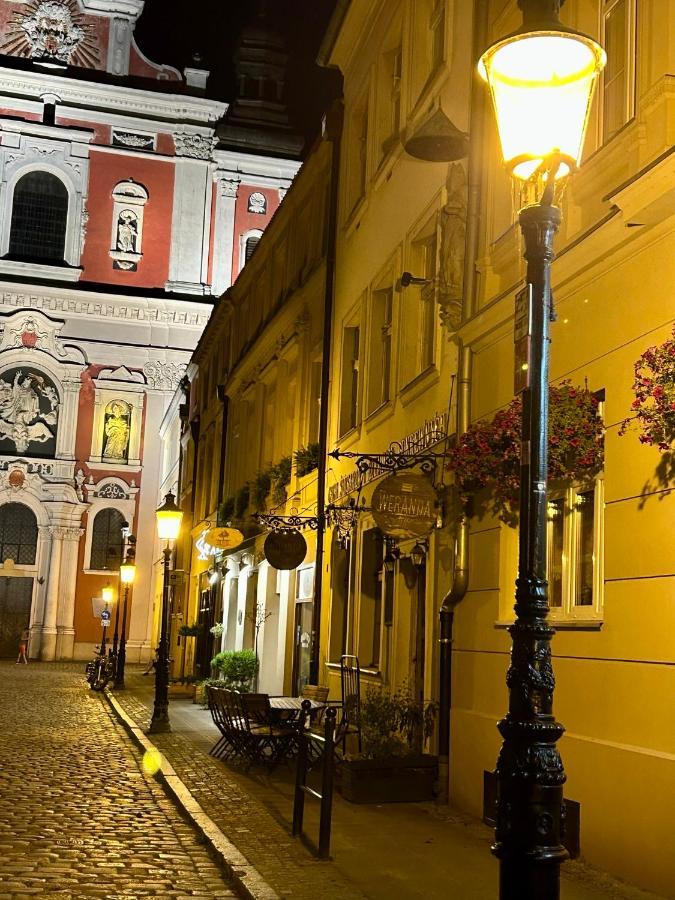 Apartamenty Pl. Wolnosci 6 Poznań Exteriör bild