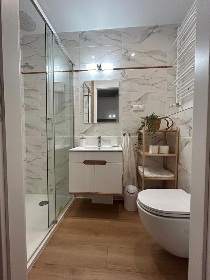 Apartamenty Pl. Wolnosci 6 Poznań Exteriör bild