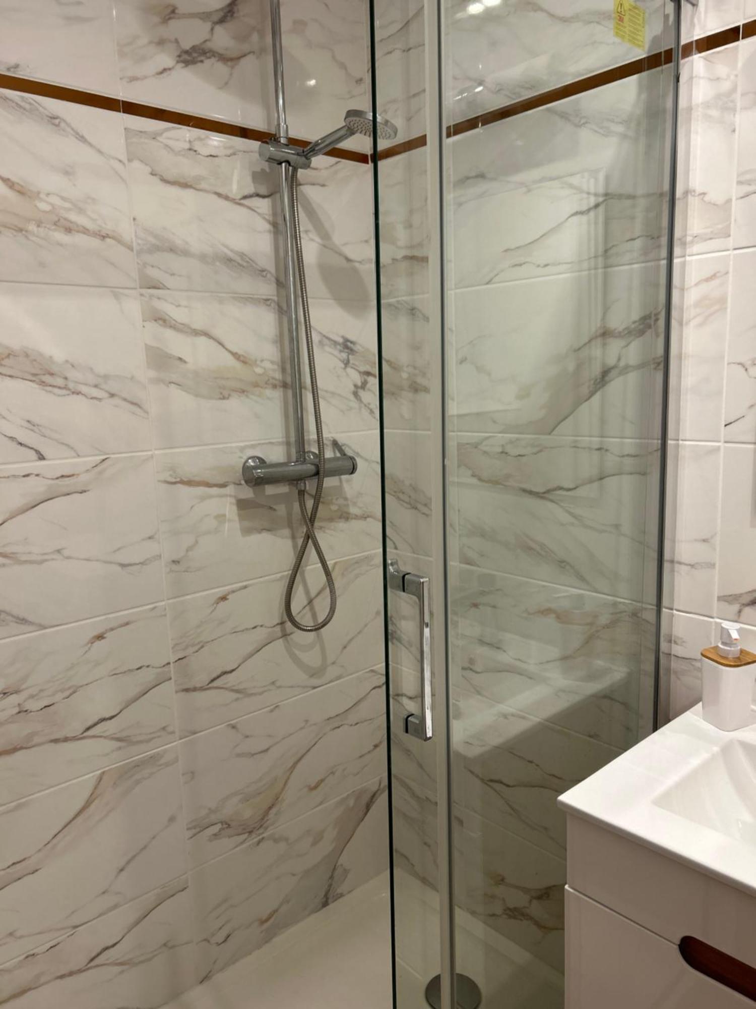 Apartamenty Pl. Wolnosci 6 Poznań Exteriör bild